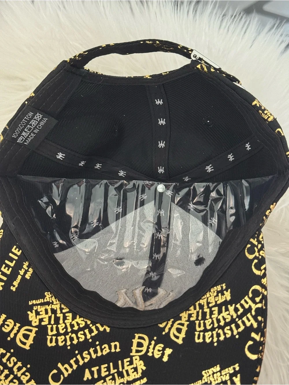 New Arrivals! Chic Fashion Logo Black & Gold Metallic Script Baseball Cap.